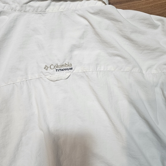 Columbia Titanium White Long Sleeve Outdoor Fishing Hiking Shirt XXL 2XT Nylon - Picture 8 of 8